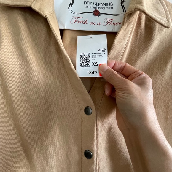 Forever 21 Camel dress NWT (s-xs) - Picture 2 of 3